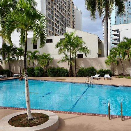 Isla Verde Modern Apartment With Pool San Juan Eksteriør billede