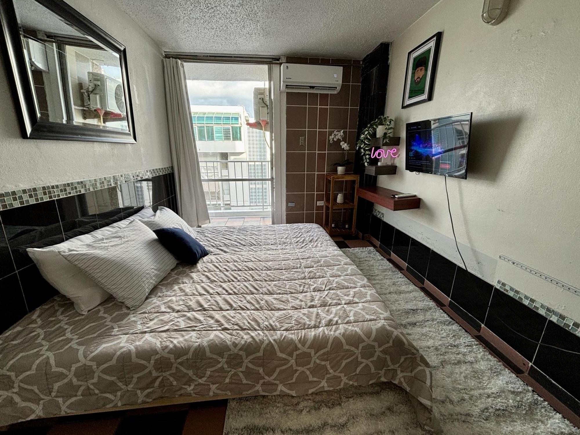 Isla Verde Modern Apartment With Pool San Juan Eksteriør billede