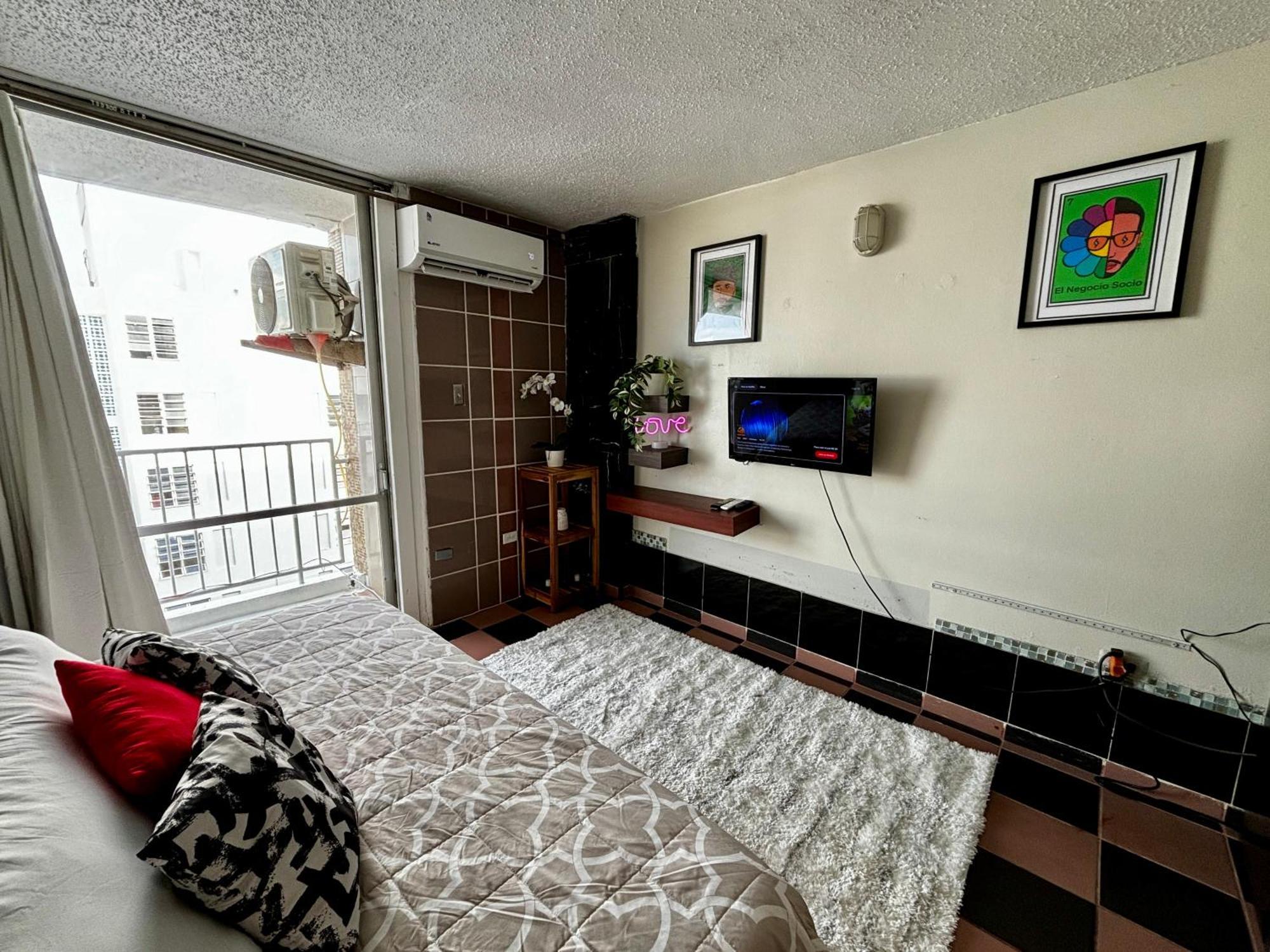 Isla Verde Modern Apartment With Pool San Juan Eksteriør billede